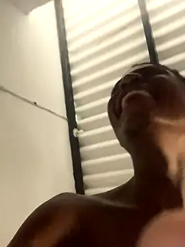 Snapshot of Bichorro chatting on 10.04.25 Bichorro online show from 10.04.25