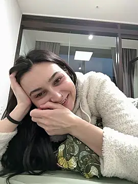 lunalovelee online show from 02.05.26