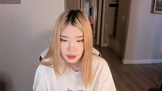 Snapshot of Pakk_Minni chatting on 03.11.25 Pakk Minni online show from 03.11.25