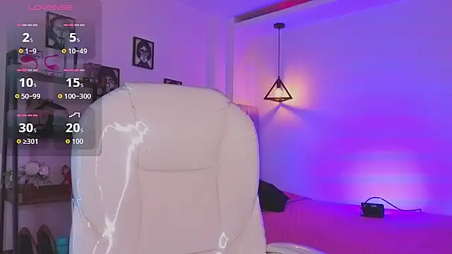 Miller Vanessa  online show from 09.20.25