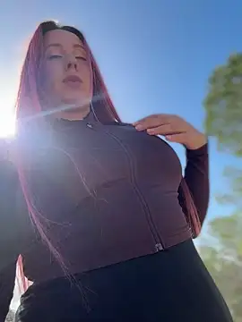 Mona Plus online show from 03.27.26