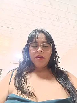 Snapshot of promiscuous-indecent-momm chatting on 07.12.26 promiscuous-indecent-momm online show from 07.12.26