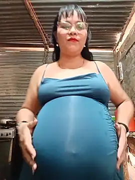 Snapshot of promiscuous-indecent-momm chatting on 08.09.26 promiscuous-indecent-momm online show from 08.09.26