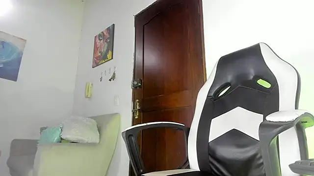 Daniloz  online show from 02.16.25