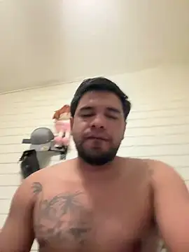 Snapshot of guajiro276565 chatting on 03.11.25 guajiro276565 online show from 03.11.25