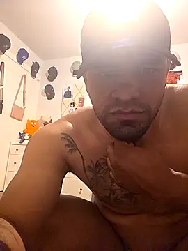 Snapshot of guajiro276565 chatting on 04.06.26 guajiro276565 online show from 04.06.26