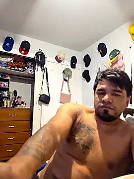 Snapshot of guajiro276565 chatting on 05.26.26 guajiro276565 online show from 05.26.26