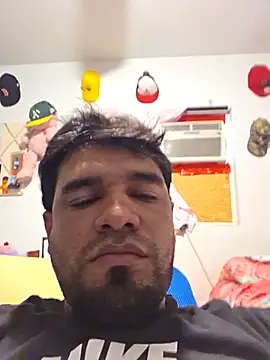 Snapshot of guajiro276565 chatting on 05.28.26 guajiro276565 online show from 05.28.26