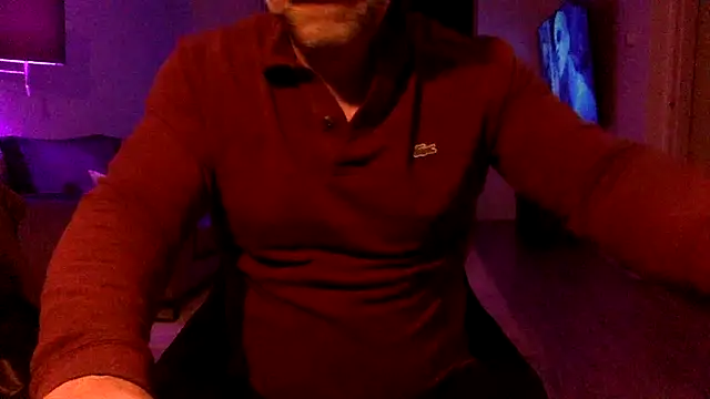 Bleueyez007 online show from 02.18.25