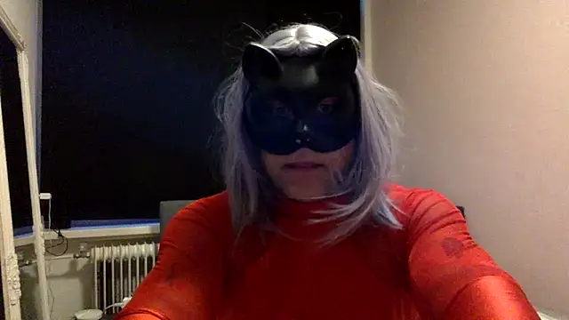 Bleueyez007 online show from 02.27.25