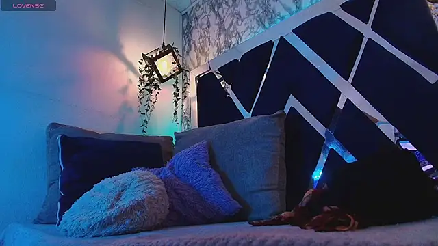 charlotte bluee online show from 09.16.25