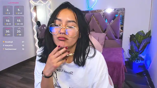 LUDO KITTY TAY online show from 02.17.25