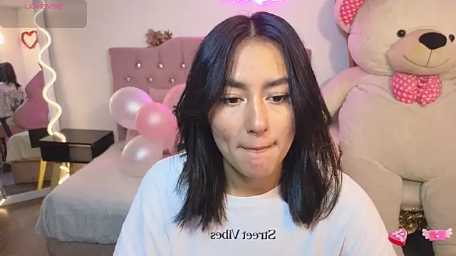 LUDO KITTY TAY online show from 02.27.25