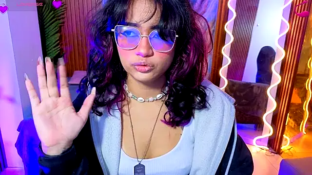 kristen tay online show from 08.02.26