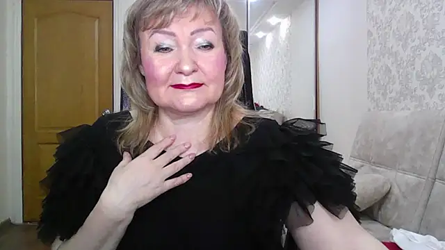 Snapshot of Victoria_secrets_ chatting on 03.02.26 Victoria secrets online show from 03.02.26