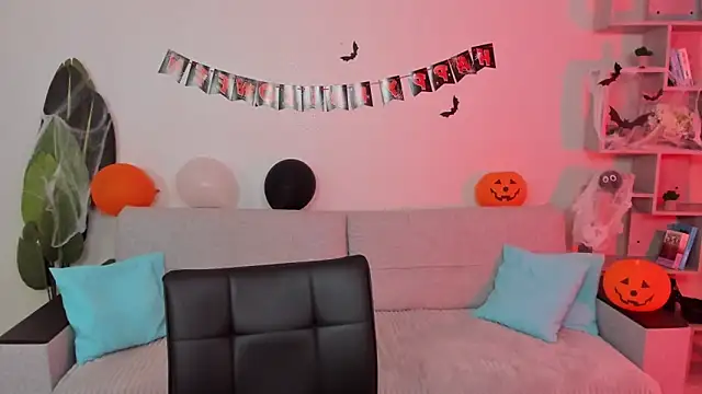 GabriellaMays online show from 11.01.25