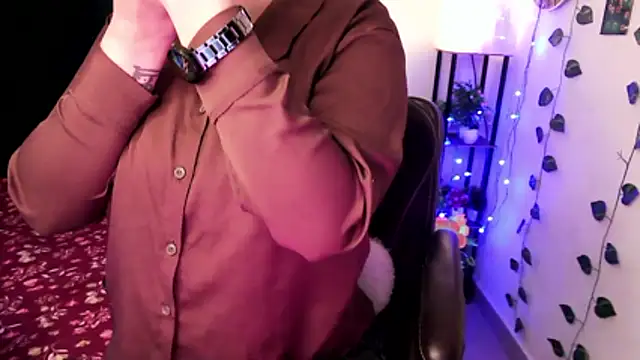 Snapshot of megancatluna chatting on 01.19.26 megancatluna online show from 01.19.26