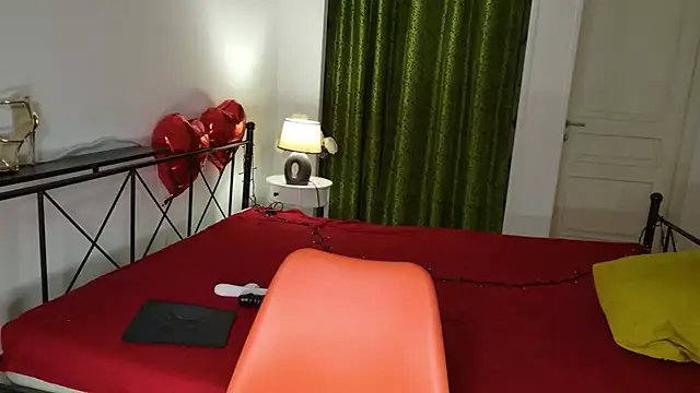 Snapshot of RaileReed chatting on 03.13.26 RaileReed online show from 03.13.26