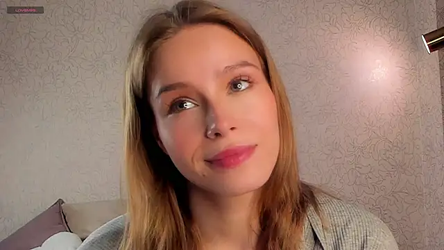 Snapshot of TaiteBayles chatting on 12.19.25 TaiteBayles online show from 12.19.25