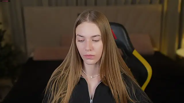 Layla Sweet  online show from 01.14.26