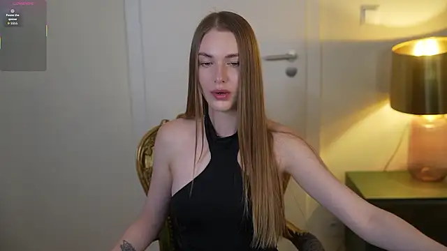 Layla Sweet  online show from 02.02.26