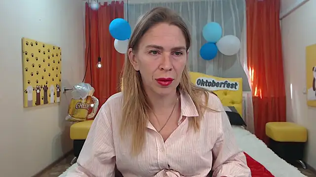 TessaDaybreak online show from 09.25.25