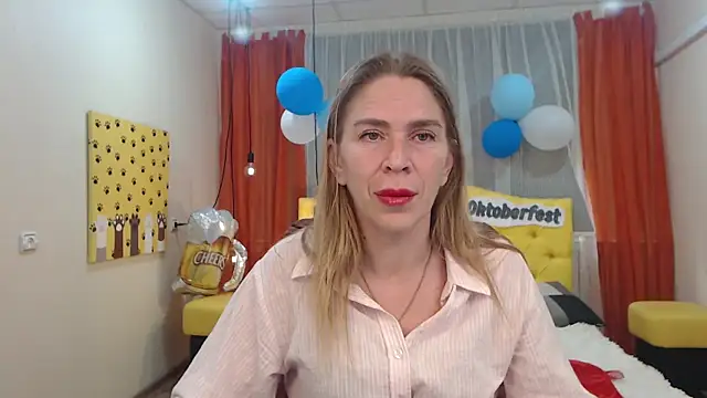 TessaDaybreak online show from 09.26.25