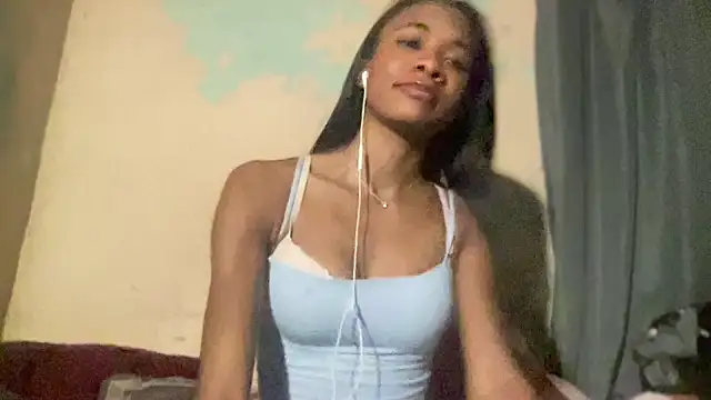 Snapshot of ilovesxge chatting on 03.17.26 ilovesxge online show from 03.17.26