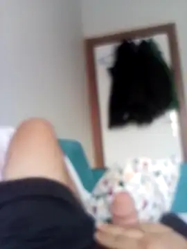 Snapshot of BellBort chatting on 09.28.25 BellBort online show from 09.28.25