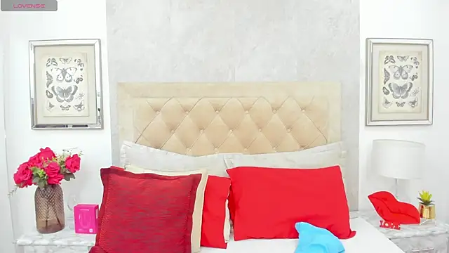 KimberlyBigBoobs online show from 04.19.26