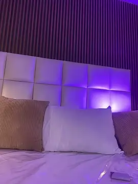 MelanieHillss online show from 07.26.26