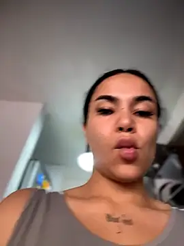 Snapshot of Naatalia chatting on 03.14.26 Naatalia online show from 03.14.26