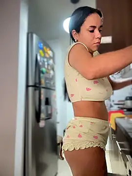 Snapshot of Naatalia chatting on 03.16.26 Naatalia online show from 03.16.26