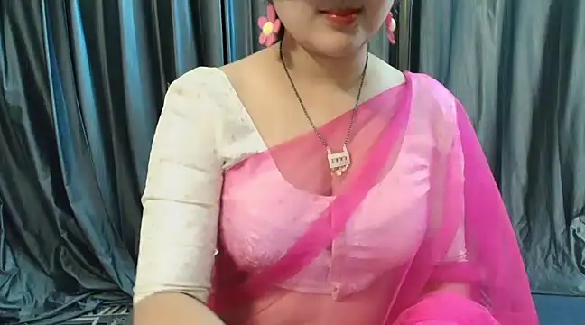 Snapshot of goldiwets chatting on 03.20.25 goldiwets online show from 03.20.25