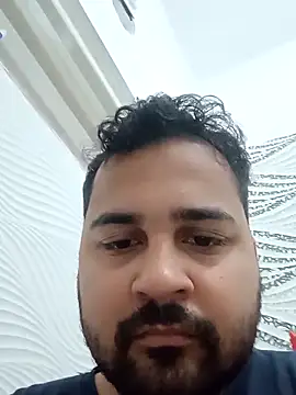 Snapshot of susthovai chatting on 12.16.25 susthovai online show from 12.16.25