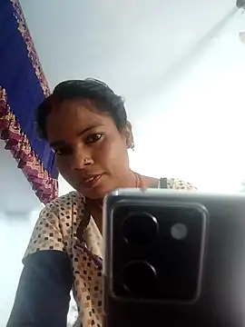 MEENA ROY online show from 02.14.25