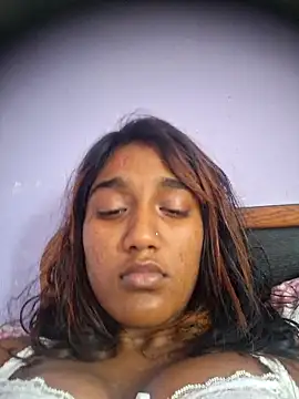 indianpink lips online show from 04.24.26