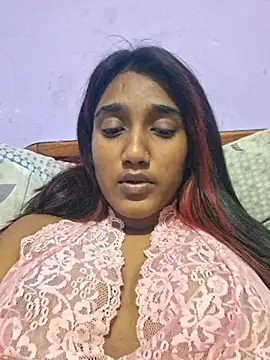 Snapshot of indianpink_lips chatting on 06.14.26 indianpink lips online show from 06.14.26
