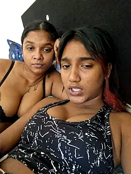 Snapshot of indianpink_lips chatting on 07.07.26 indianpink lips online show from 07.07.26