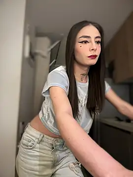 candycami19 online show from 02.19.25