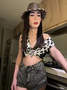 candycami19 online show from 03.21.25