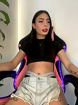 candycami19 online show from 09.24.25