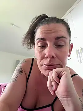 Lar0uch online show from 03.20.25