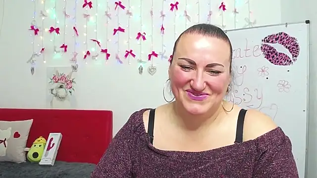 DianaMGG online show from 04.30.26
