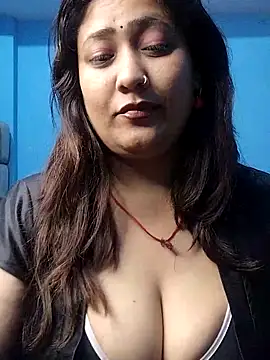 hotyishaa online show from 03.10.25