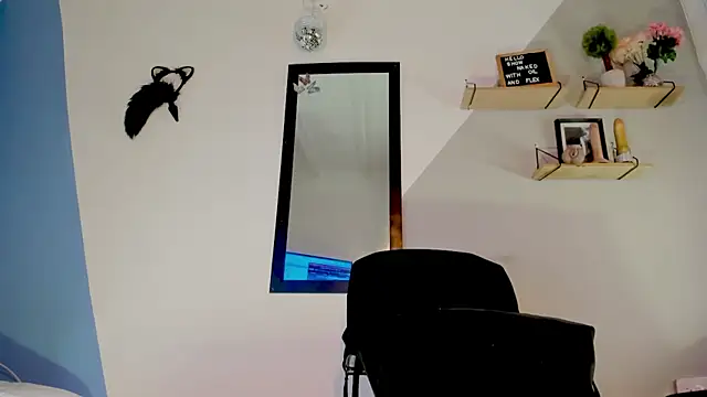 Snapshot of Aria_fitness chatting on 01.15.26 Aria fitness online show from 01.15.26