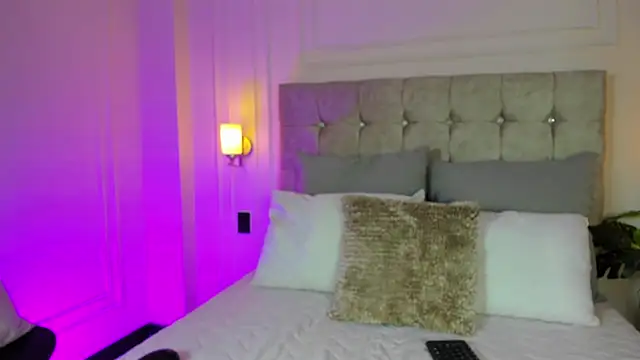 JasmineRoss 1 online show from 01.15.26