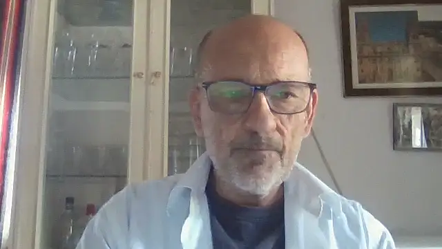 Snapshot of llopaco chatting on 10.10.25 llopaco online show from 10.10.25