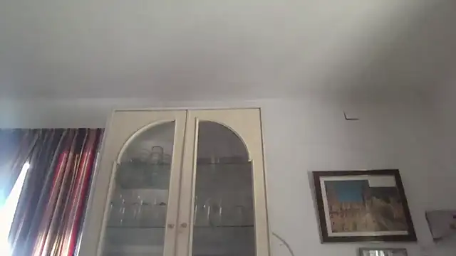 Snapshot of llopaco chatting on 10.30.25 llopaco online show from 10.30.25