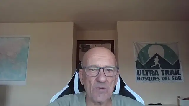 Snapshot of llopaco chatting on 11.01.25 llopaco online show from 11.01.25